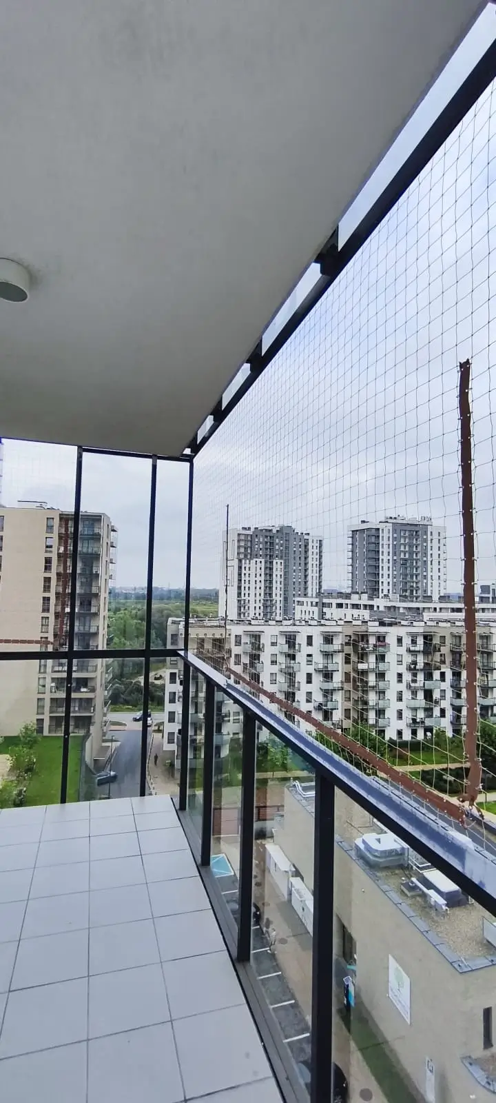 Realizacja siatki na balkonie